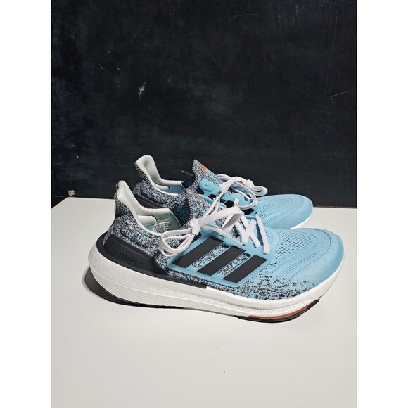 Men\'s Adidas UltraBoost Light Running Shoes Blue / Black Gradient Sz 9 IE1694